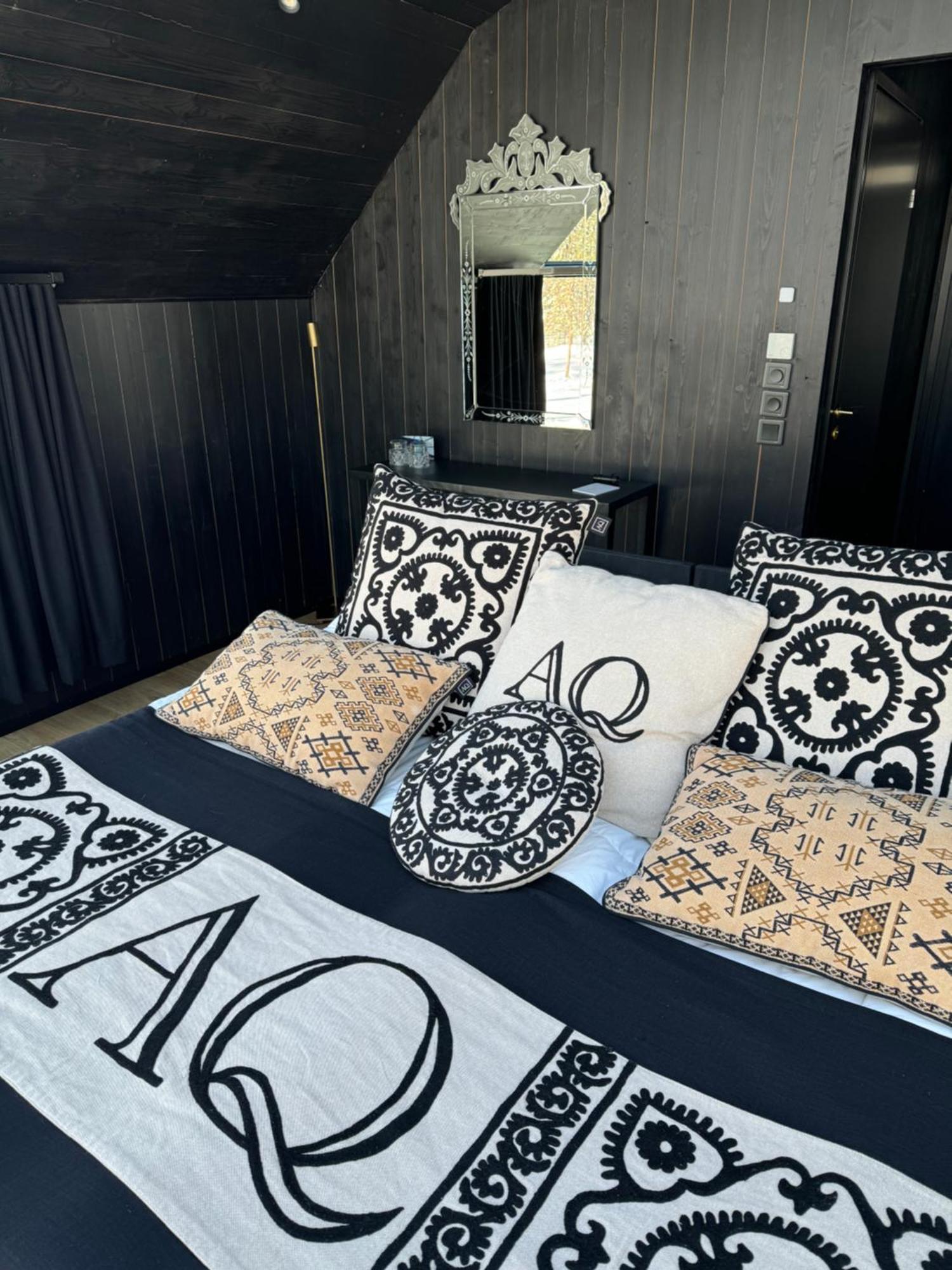 Aurora Queen Resort Igloos Saariselkä Eksteriør billede